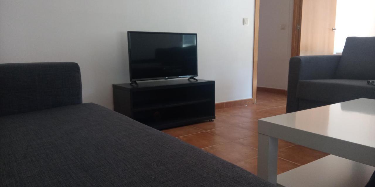 Apartamentos,Puerta De Bisagra-Parking Gratis Толедо Екстериор снимка