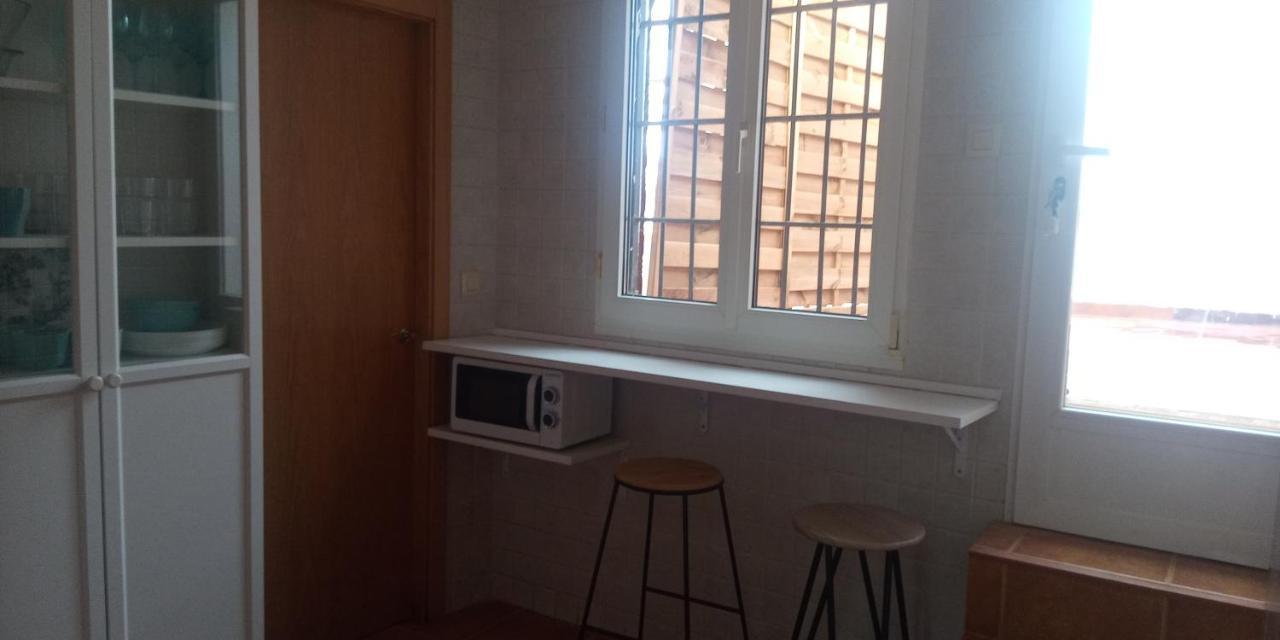 Apartamentos,Puerta De Bisagra-Parking Gratis Толедо Екстериор снимка